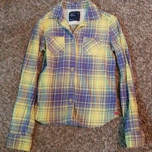 AMERICAN EAGLE Yellow/Blue Plaid Button Down